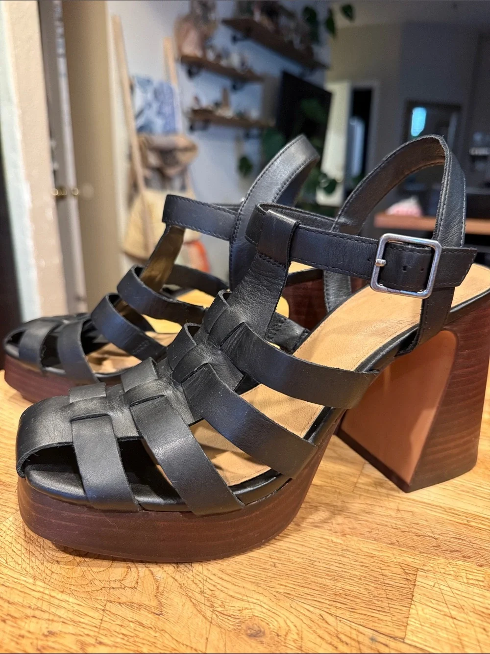 Crown Vintage black leather